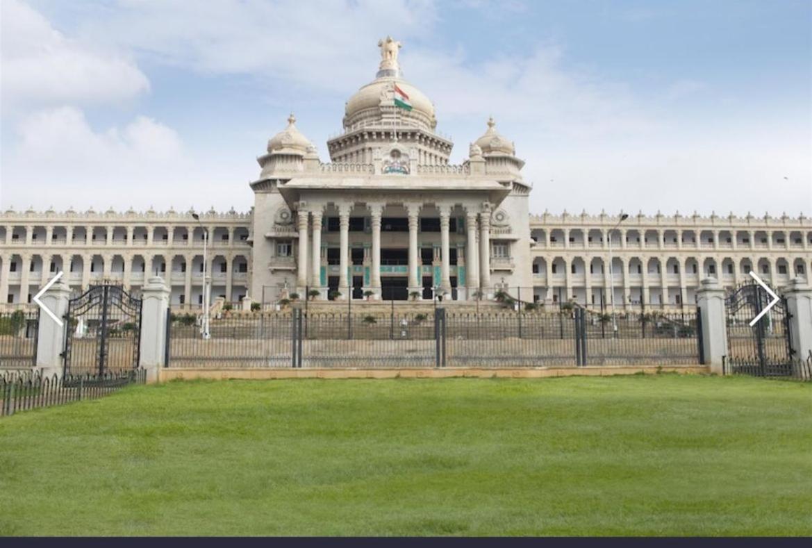 Hotel Savi Inn Bangalore Eksteriør billede